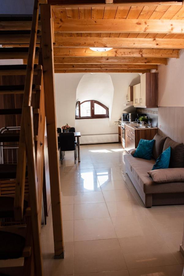 Belvaros Apartmanhaz Sopron Dış mekan fotoğraf