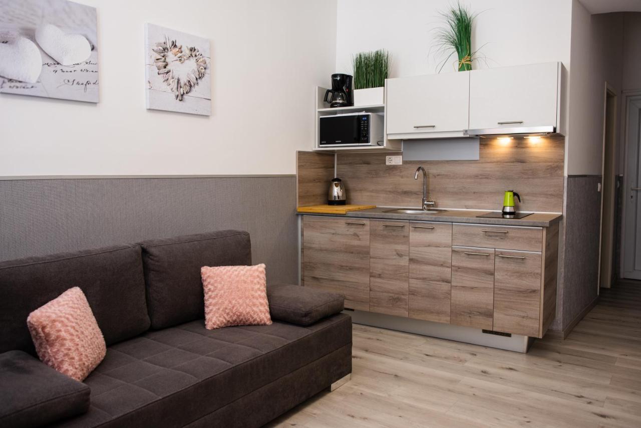 Belvaros Apartmanhaz Sopron Dış mekan fotoğraf